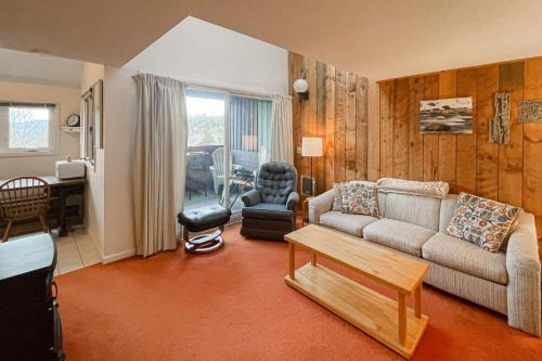 Campton Apartment | White Mountain Adventures