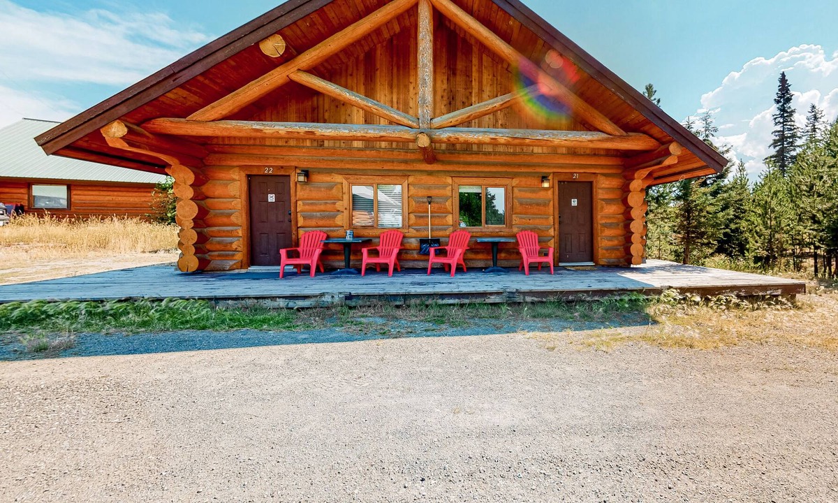 Lac Le Jeune Cabin | Wilderness resort cabin with deck, free WiFi, & full kitchen - dog-friendly