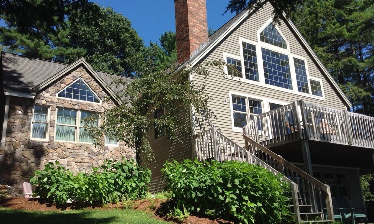 Moultonborough House | Winnipesaukee Waterfront Home in Superb Location