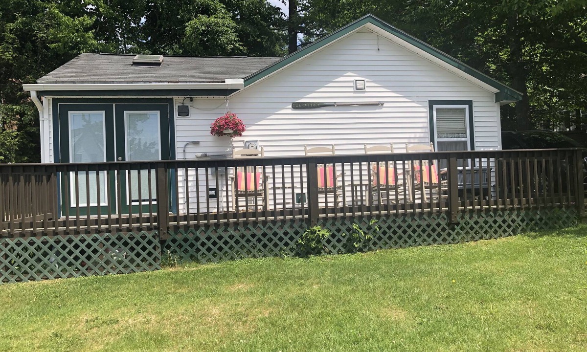 Gilford Cottage | Winnipesaukee Waterfront Cottage, Gilford, NH