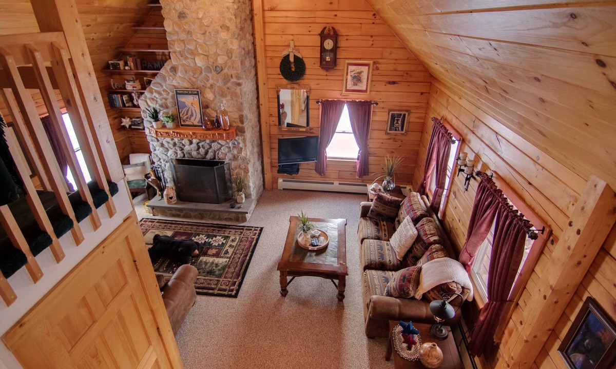 North Woodstock Cabin | Winter is Upon Us Reserve your White Mtn. Escape
