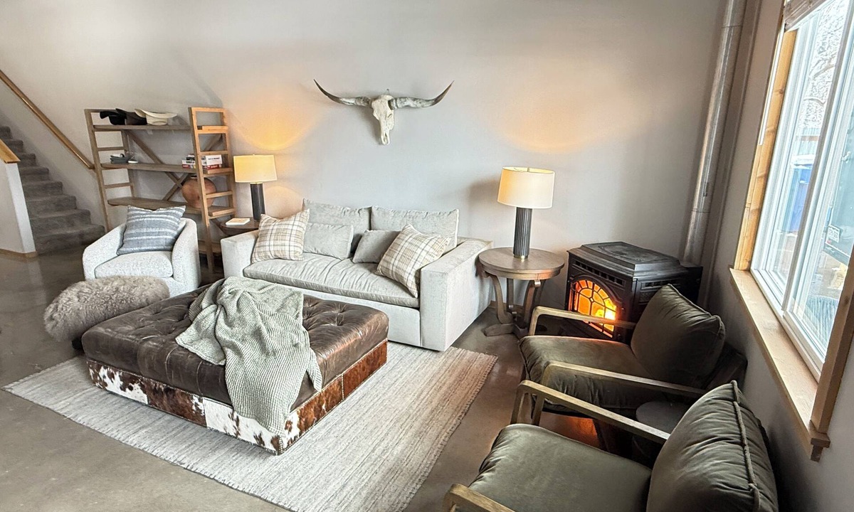 Montrose House | Your Montrose hub—central, simple, and ready for adventure. Trailer Parking!