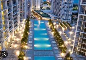 0441 · Elegant Cityscape Apartment 2B/2B Water City View