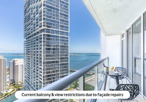 Spacious Brickell Suite with Dedicated Workspace
