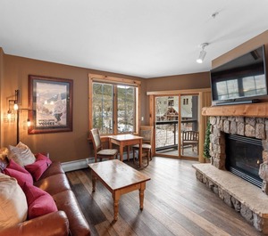 Dakota Lodge 