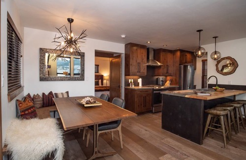 Estes Park Cabin | 147 m² Cabin ∙ 2 bedrooms ∙ 6 guests