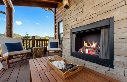 Estes Park Cabin | 147 m² Cabin ∙ 2 bedrooms ∙ 6 guests