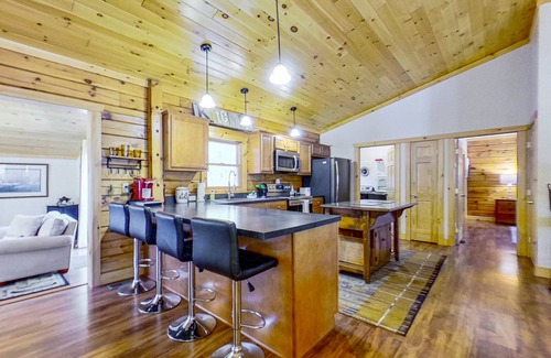 Warrensburg House | 149 m² House ∙ 3 bedrooms ∙ 6 guests