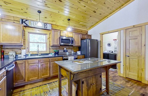 Warrensburg House | 149 m² House ∙ 3 bedrooms ∙ 6 guests
