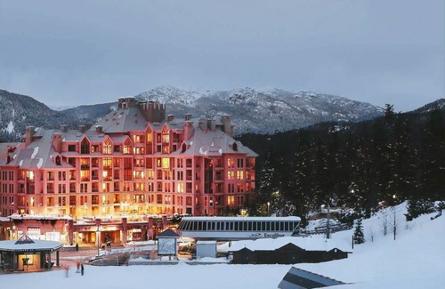 Whistler Village Hotel | 4-Star Hotel ∙ Pan Pacific Whistler Mountainside