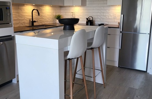 Downtown Kelowna Apartment | Brooklyn on Bernard *Premiere Host*