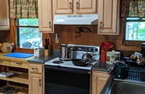 Lake George Cabin | Cottontail Cabin at the Adirondack Lodge =- 5 mins to Lake George Village