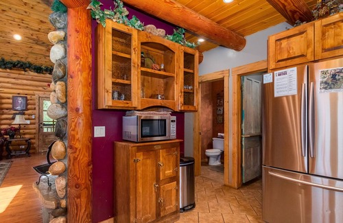 Carriage Hills House | Creekside Retreat - Beautiful Log Cabin Home with Hot Tub -- 20-NCD0202