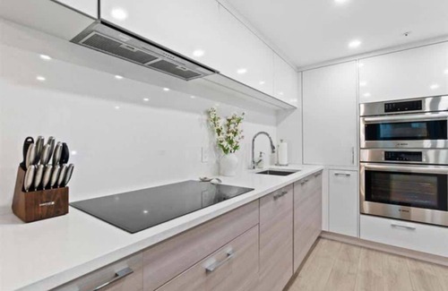 Downtown Vancouver Apartment | Executive Downtown Suite with Great City Views