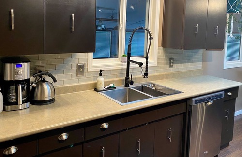 Westbank House | Family getaway in the heart of West Kelowna’s wine country - Legal