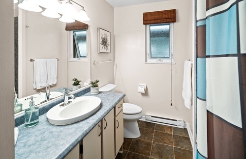 Victoria House | Family Home in the Seaside Community