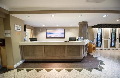 Harrison Hot Springs Hotel | Harrison Lake Hotel