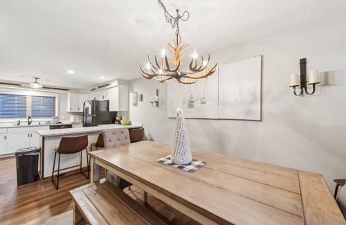 North Creek House | Hedges 7j - Comfortable Mountain Retreat 3 Bedroom Townhouse