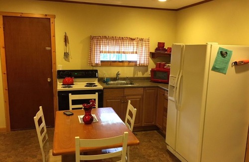 Chestertown Apartment | Loon's Lair, A Beautiful immaculate Adirondack 2 Bedroom 3 Bathroom Suite