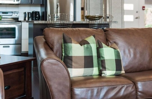 Victoria House | Luxury Townhouse in an Urban Oasis