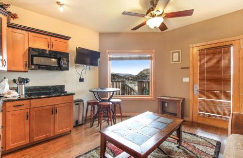 Estes Park Apartment | Macgregor Mountain 27C Condo