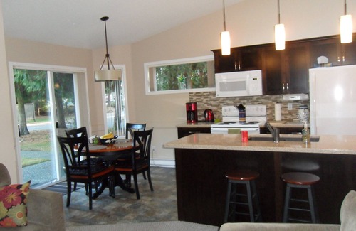 Regional District of Nanaimo Condo | Rathtrevor Beach Condo