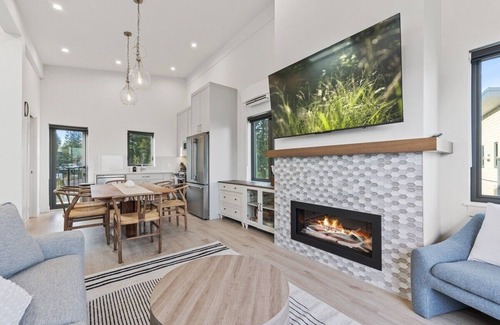 Black Creek Condo | Saratoga Bliss at THE BEACH HOUSE