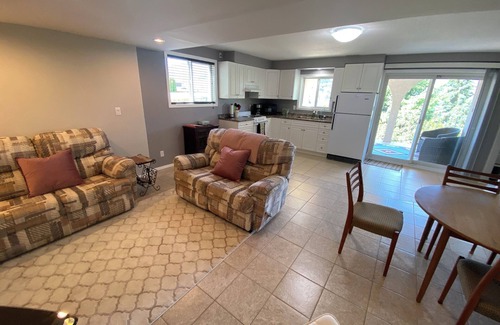 Okanagan-Similkameen Bed & Breakfast | South Okanagan Retreat - Lakeviews and Wine