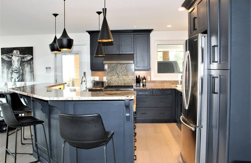 Okanagan-Similkameen House | Spring/Summer Vacation Home