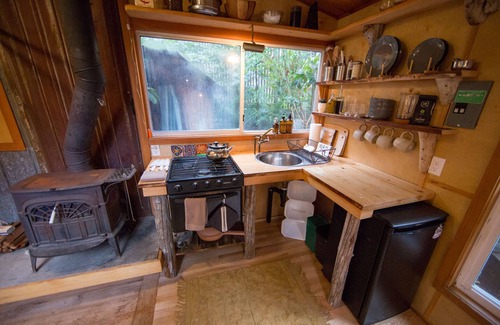 Juan de Fuca Electoral Area Cabin | The Rad Shack- A Most Excellent CabananPrivate trail to the ocean!