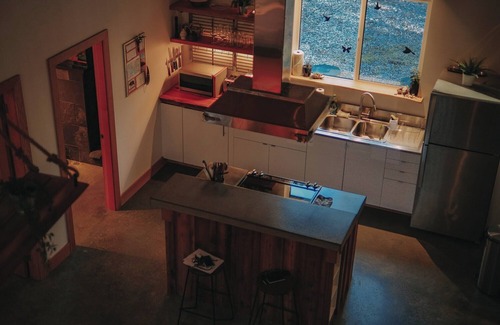 Juan de Fuca Electoral Area Cabin | Trailhead Guesthaus and Sauna on the Creek