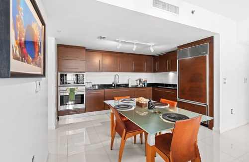 Downtown Miami Apartment | 0142 Skyline Serenity 1B/1B