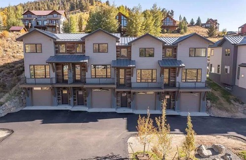 Crested Butte South House | 1,750sq 3BR! 2 Car Heated Garage + King Master CB1