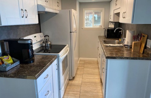 Laramie Apartment | 1 BDRM apartment - Great Location!