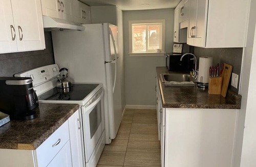 Laramie Apartment | 1 BDRM apartment - Great Location!