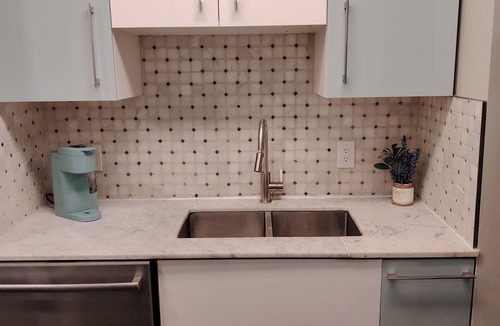 Shaganappi Apartment | 1 Bedroom Apartment on 17 Ave SW