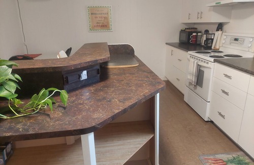 Sherwood Park House | 1 bedroom basement suite, private entrance, safe,quiet ,tree lined neighborhood.