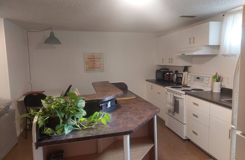 Sherwood Park House | 1 bedroom basement suite, private entrance, safe,quiet ,tree lined neighborhood.