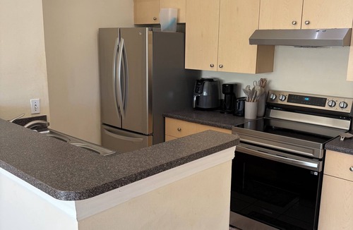 Villages of Palm Beach Lakes Condo | 1-bedroom condo in cool West Palm Beach with pool for longer stays