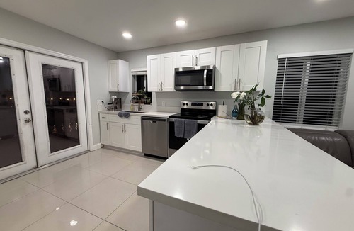 Margate House | 1-bedroom house w/pool in quaint Margate FL 20 min to Pompano beach attractions