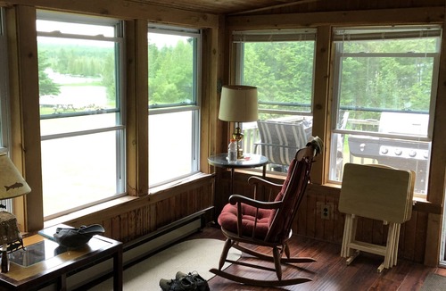 Holland House | 1 Bedroom Updated camp on Secluded Holland Pond