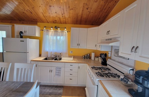 Silver Sands Cottage | 1 BR Private & Quiet Cottage