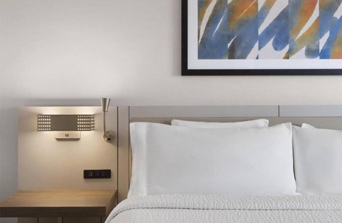 Albuquerque Hotel | 1 King Bed with Sofa bed | Easy access to Airport + Gym, Indoor Pool & Breakfast