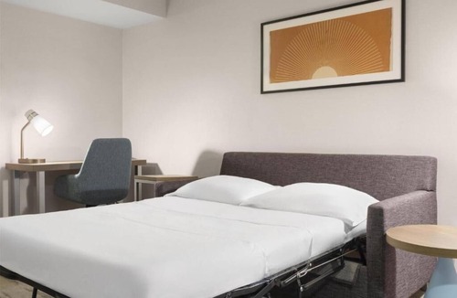 Albuquerque Hotel | 1 King Bed with Sofa bed | Easy access to Airport + Gym, Indoor Pool & Breakfast