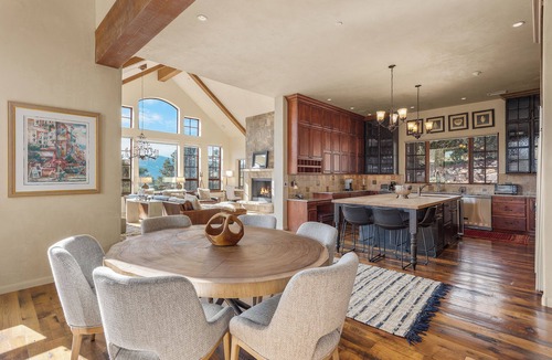 Basalt House | 1 Of A Kind Cozy Mountain Retreat Boasting A+ Location And Breathtaking Views.