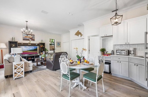 Old Northwood Historic District House | 1 Queen BR | 1 Full bathroom w/Patio & Grill!