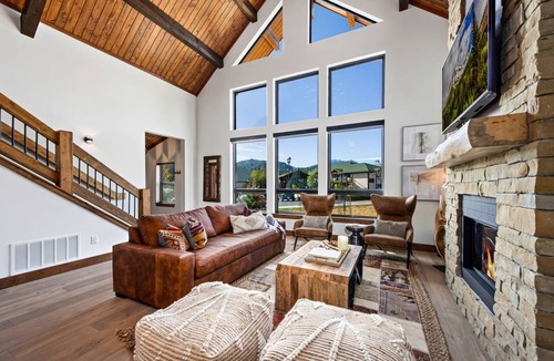 Estes Park Cabin | 147 m² Cabin ∙ 2 bedrooms ∙ 6 guests