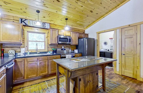 Warrensburg House | 149 m² House ∙ 3 bedrooms ∙ 6 guests