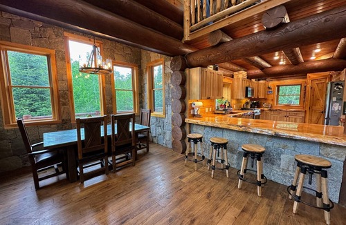 Bretton Woods Ski Chalet | 1800wm WM Dream Home in National Forest