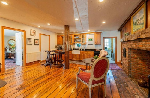 Manchester Center House | 1812 House, 2 Stays, 1 home